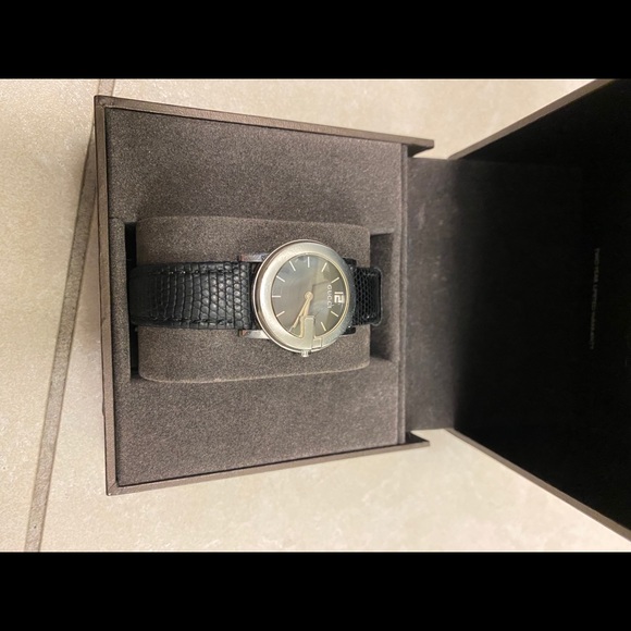 Gucci watch - Picture 6 of 6